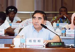 开云体育下载-冈比亚选手高唱凯歌，银牌心甘