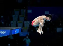 勇者无畏，跳水天团再夺宝座实至名归的简单介绍
