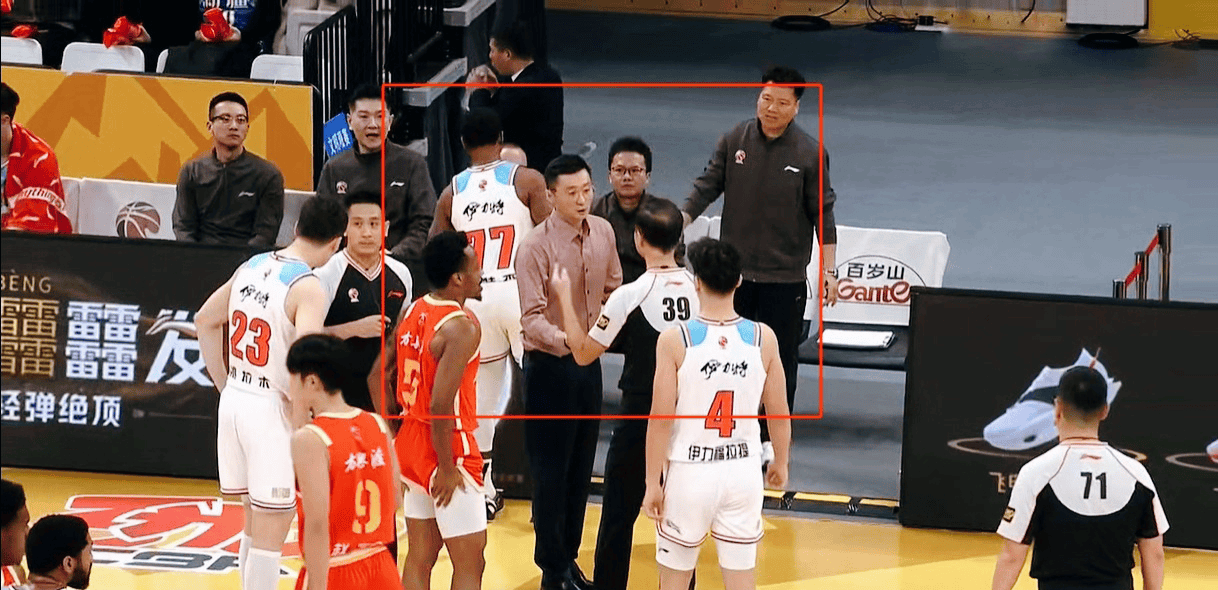 新疆队迎战浙江队,双方实力对等,火药味十足! 新疆队迎战浙江队,双方实力对等,火药味十足!