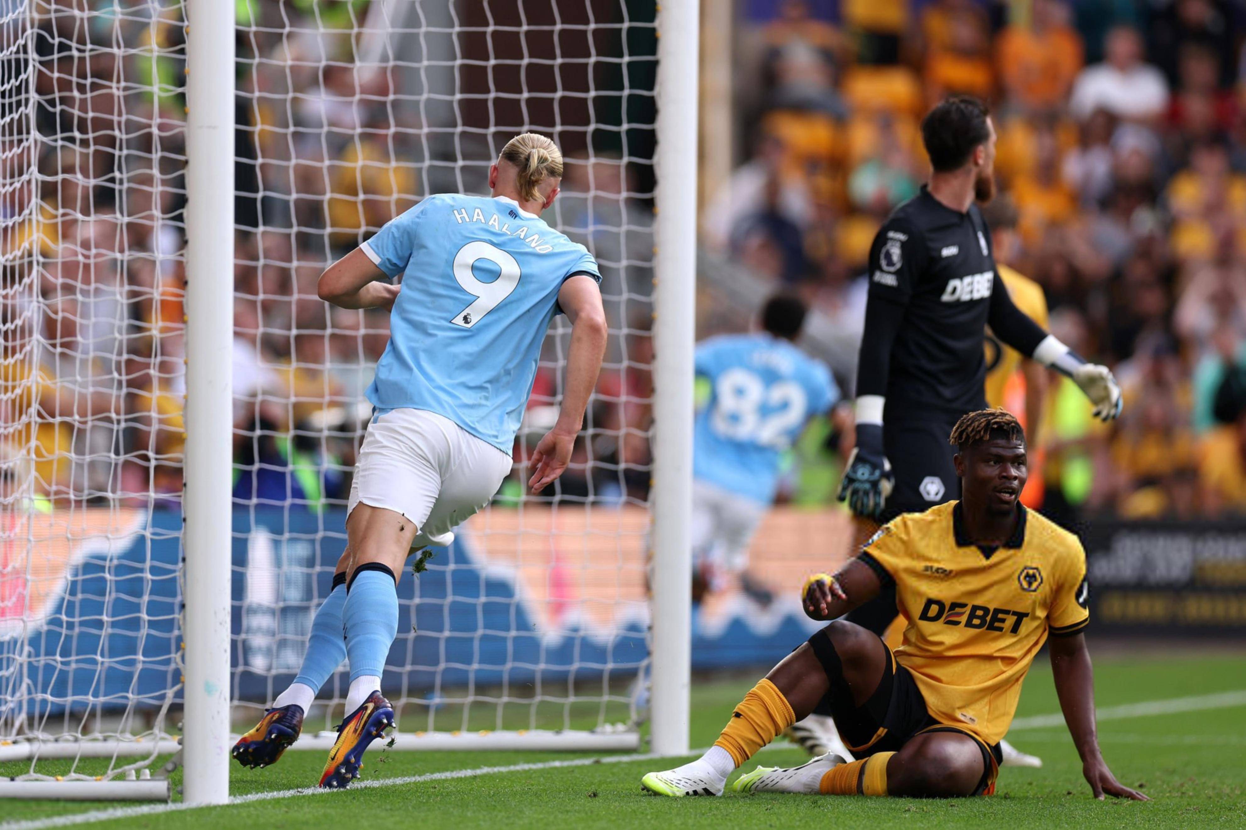 曼城强势扫过对手,晋级之路一片坦途 曼城强势扫过对手,晋级之路一片坦途