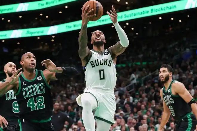 包含雄鹿主场力克篮网，三连胜状态火爆的词条