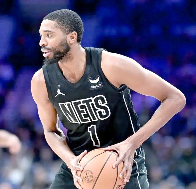 篮网惊险胜尼克斯，实现逆转